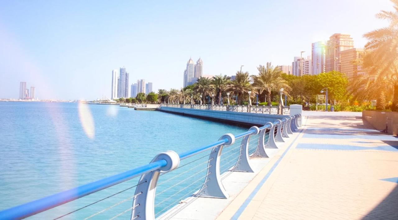 Corniche Street - Extremely Unique Room Abu Dhabi Exterior foto